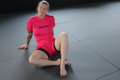 Retro Rash Guard in Fuchsia